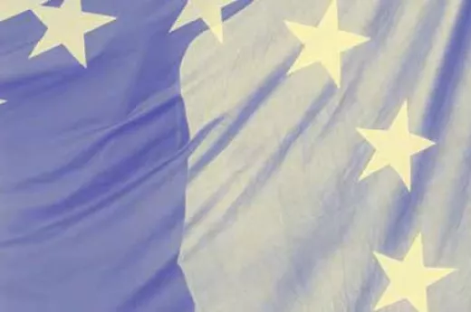 Eine von hinten beleuchtete Europafahne Eine von hinten beleuchtete Europafahne
